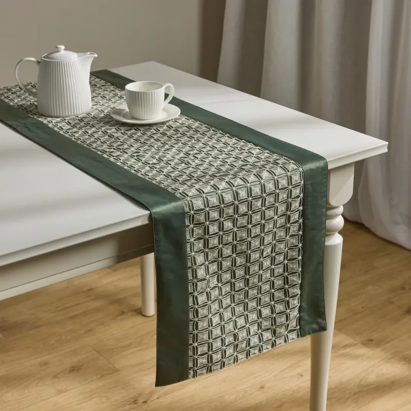 Do wyczerpania zapasów Bieżnik Haftowany Konzo 40x160 cm -