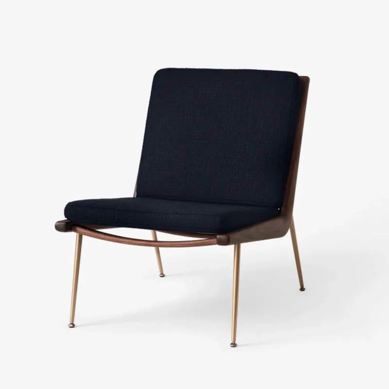 Minimalistyczny fotel Boomerang HM1 &Tradition Rabat