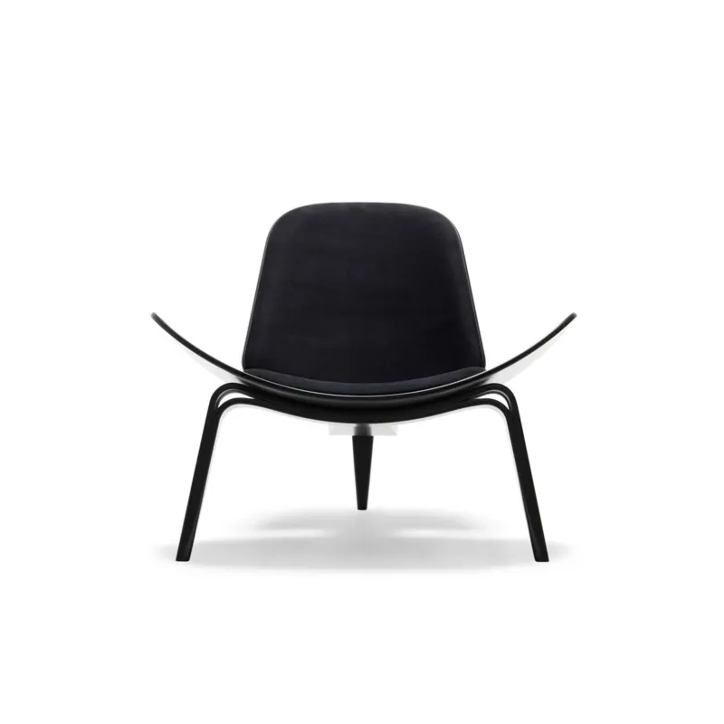 Oferta Tapicerowany fotel Shell CH07 palony dąb Carl Hansen & Søn