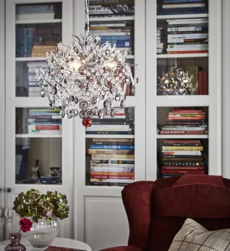 Bestseller Lampa wisząca w stylu glamour z wymienną kryształową kulką w 4 kolorach MarkSlojd 107416 Hidden 3xE14 40cm